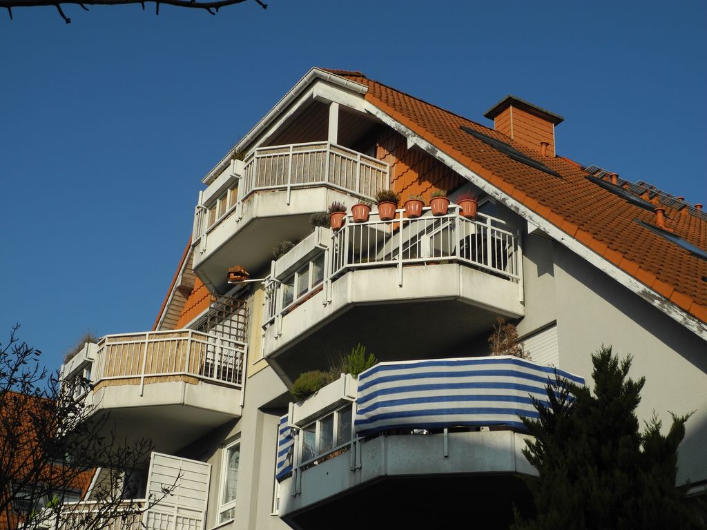 Kriftel Sonnige und gemütliche 4 Zimmer Wohnung mit tollem Süd Balkon