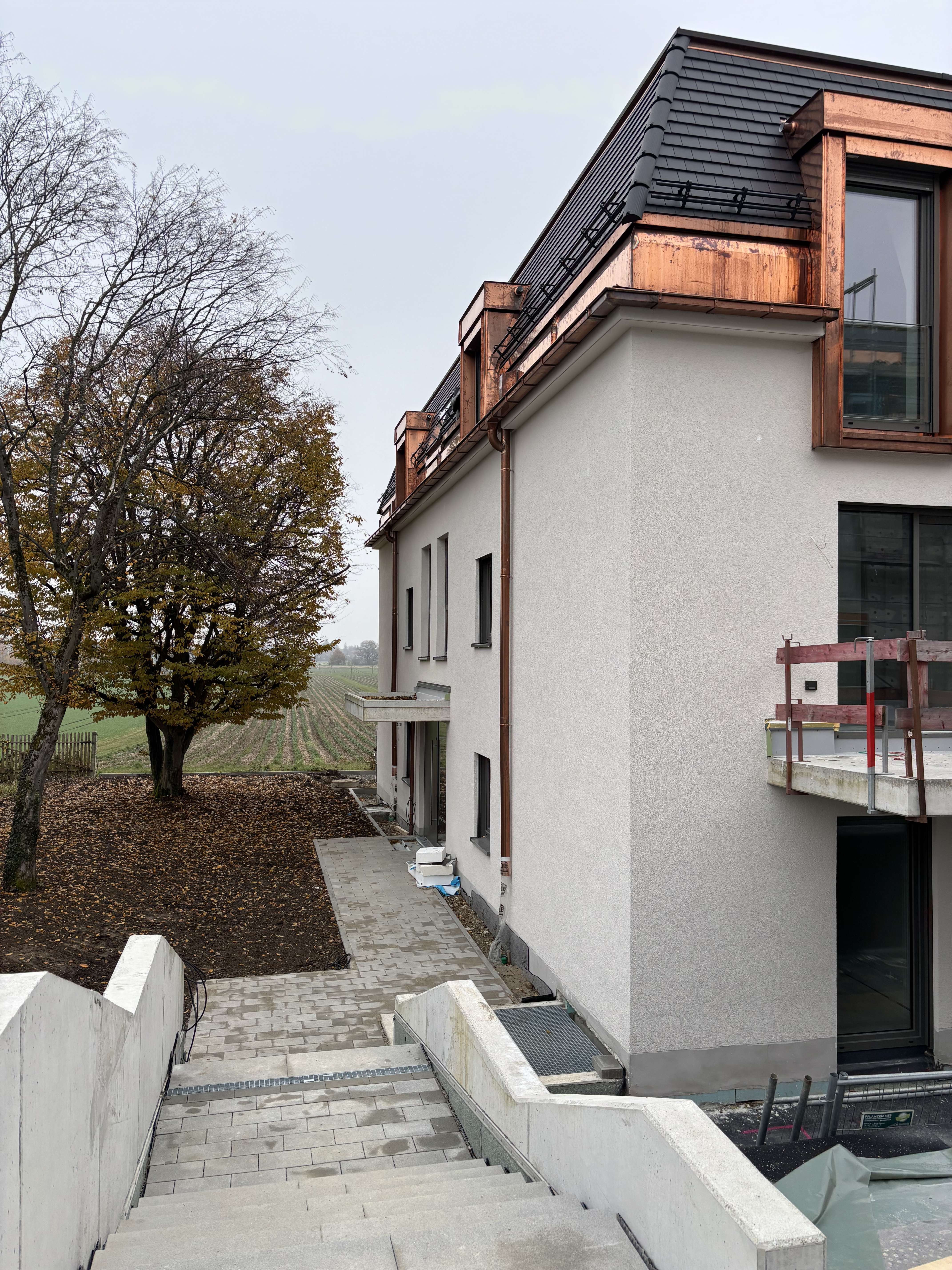 Am Bahnsteig - Taufkirchen