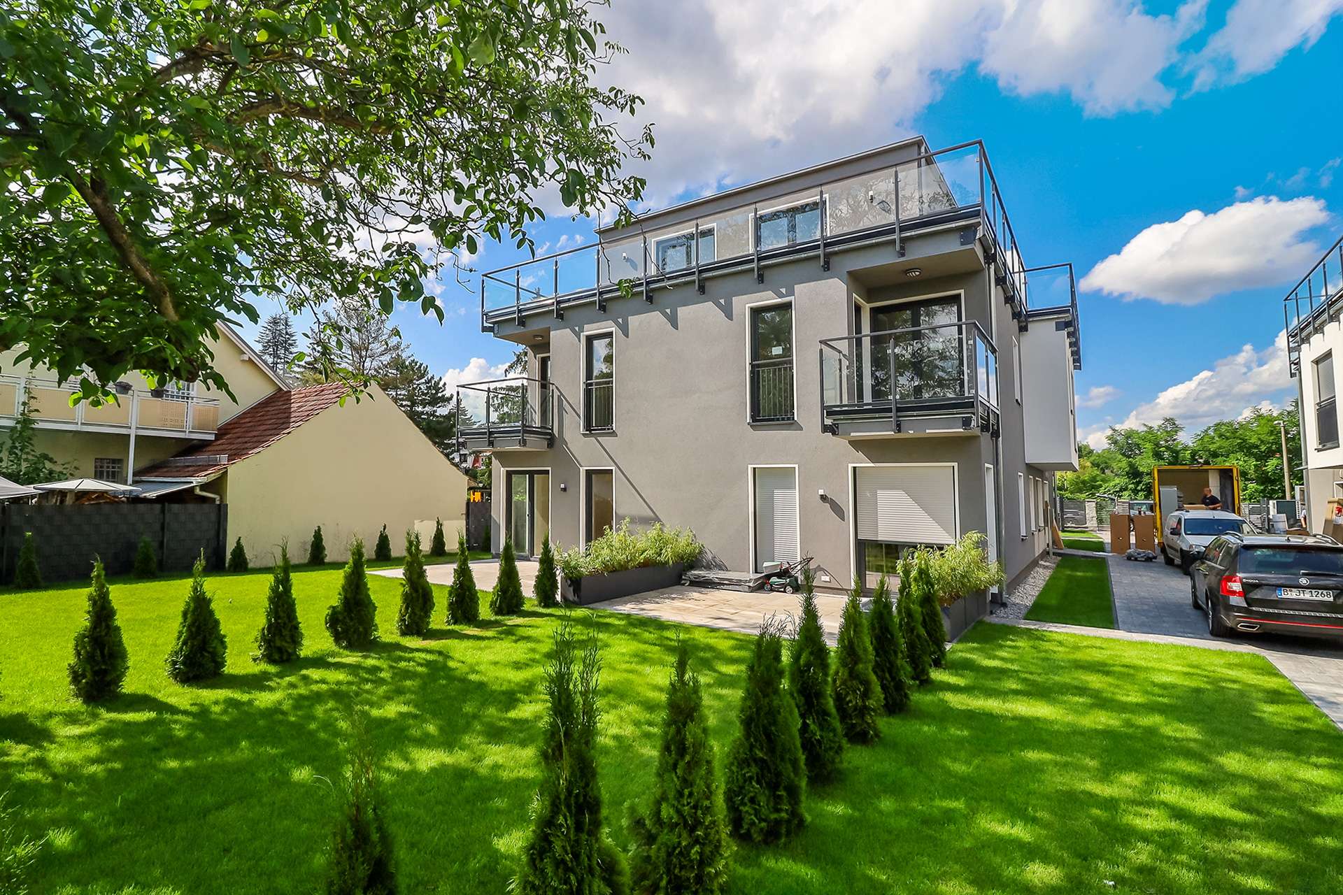 A+ Schön, schöner, Schönhausen