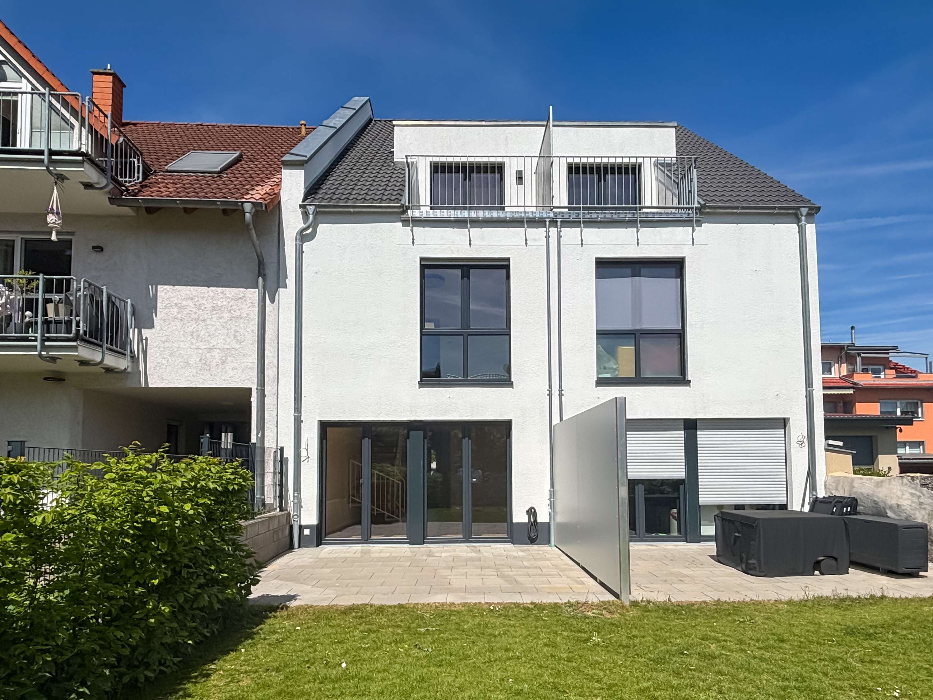 Erstbezug: Neuwertiges Doppelhaus - Mainz