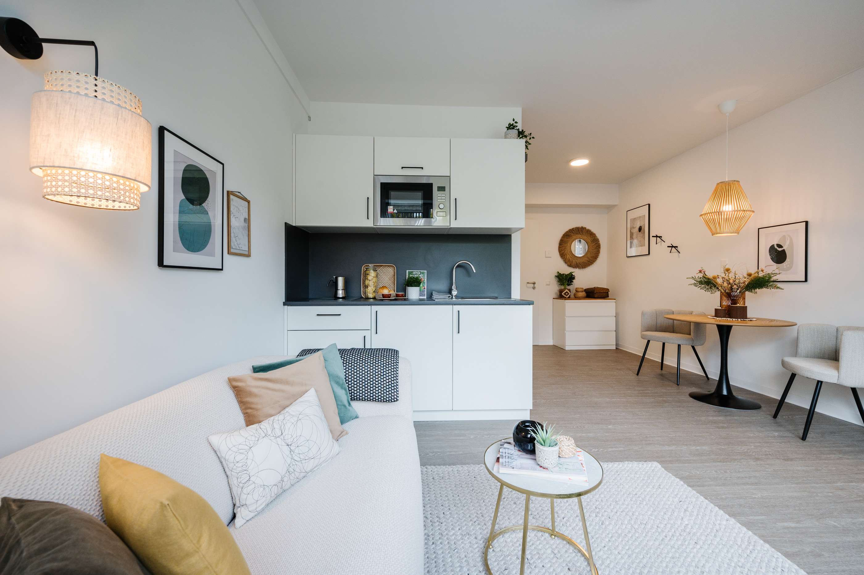 Livinit Frankfurt - Frankfurt