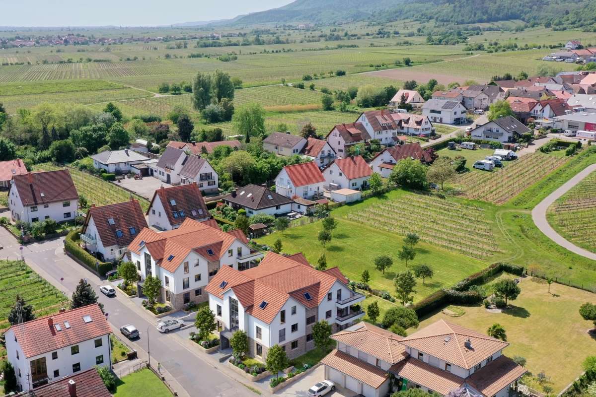 In den Schlossgärten, Neustadt-Hambach - Neustadt