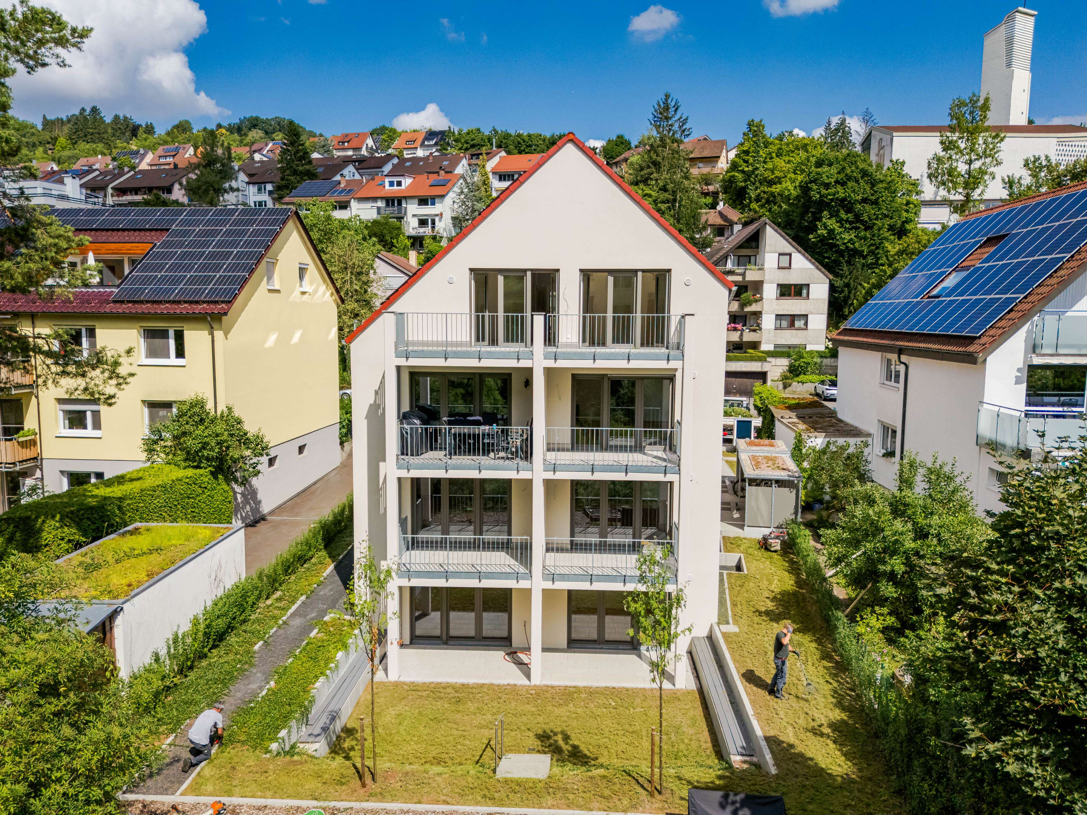 Neubau im Grünen mit unverbaubarem Blick - Stuttgart