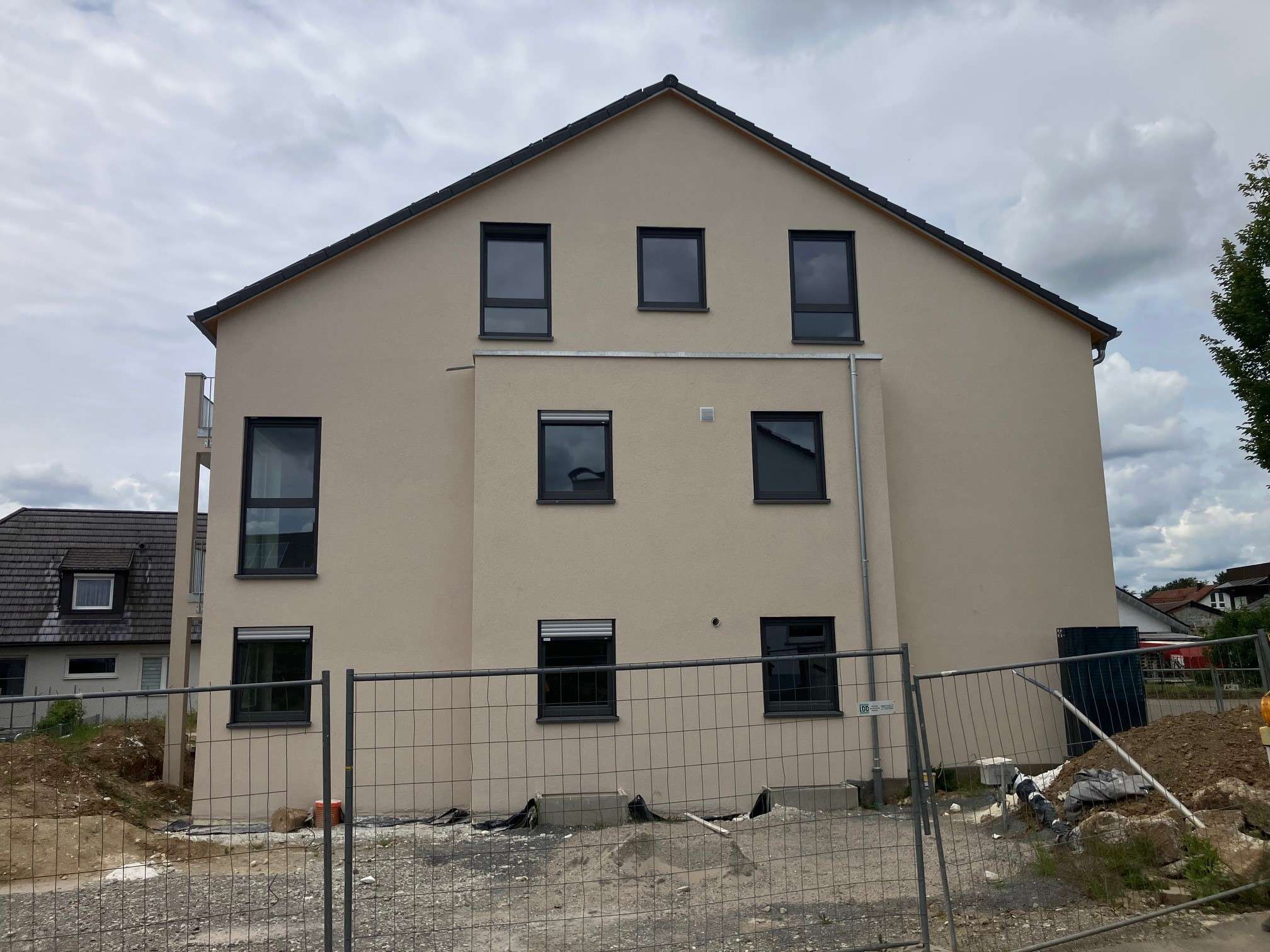 NEUBAU 6-FAM HAUS Oedheim