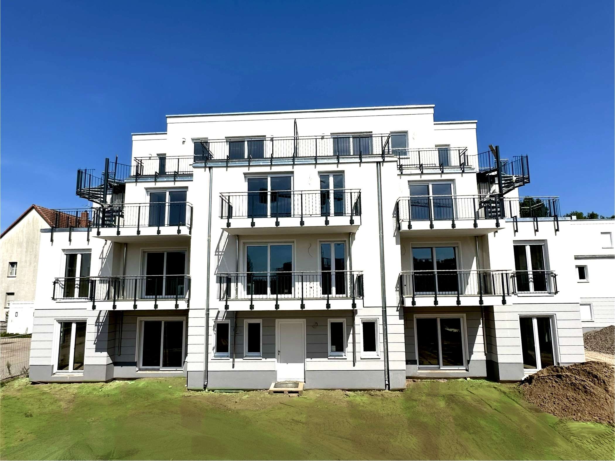 Neubau Amselstr. 8/ Einzug ab 01.09.2025 - Oranienburg OT Zehlendorf