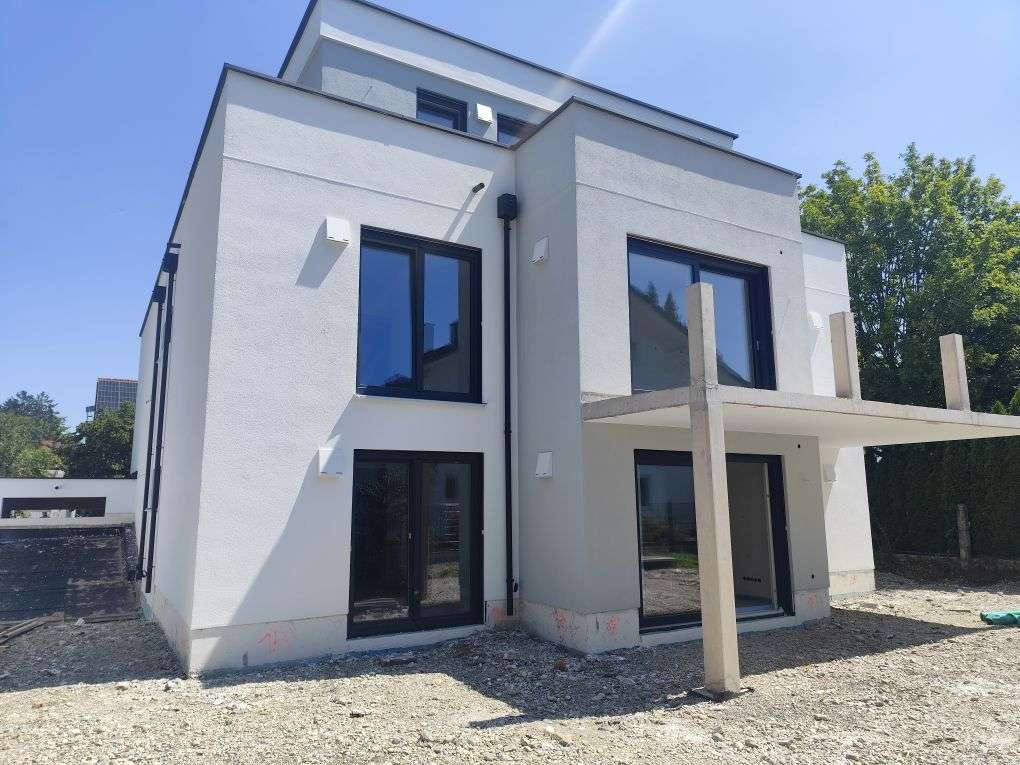 Platanenstraße 19 - München