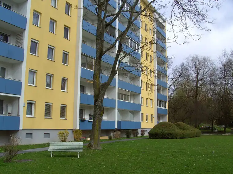 Waltendorf: perfekte 3-Zi.-Wohnung mit West-Balkon