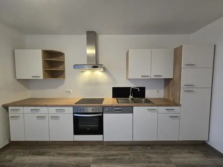 3-Zimmer Wohnung mit großer Loggia