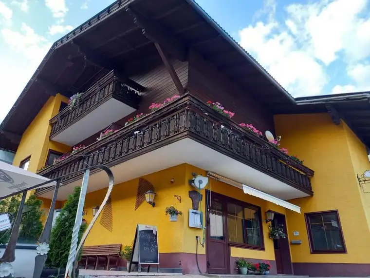 Der Traum vom eigenen Gästehaus und Betreiberwohnung mit Sonnenterrasse