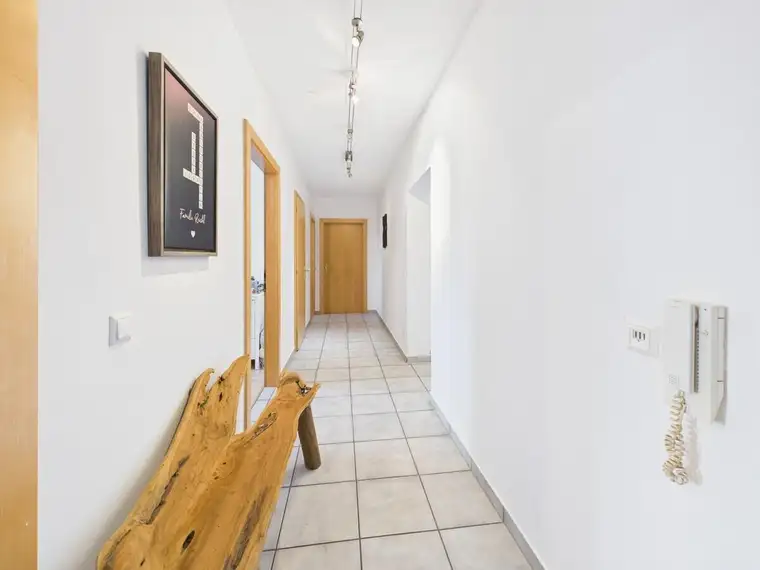 Charmante 4-Zimmer-Wohnung mit Lift, Balkon und Stellplatz im Herzen von Ferlach