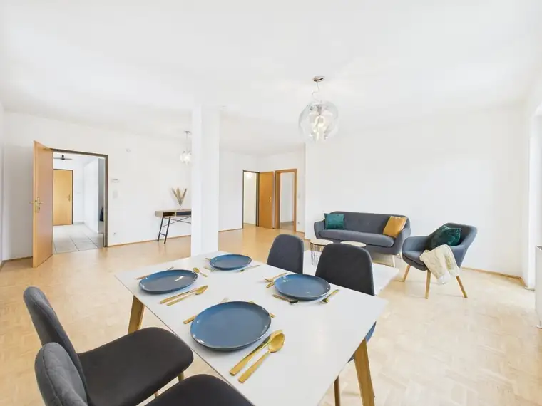 Helle Wohnung im Zentrum von Seeboden mit Einliegerwohnung und Parkplatz - fußläufig zum See