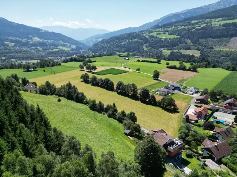 Traumhaftes Grundstück mit 2.744m² am Sonnenplateau von der Künstlerstadt Gmünd
