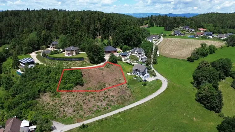 BAUGRUNDSTÜCK IN MARIA RAIN – 1.099 m² MIT FERNBLICK, RUHELAGE UND BEREITS VORBEREITETER PLANUNG