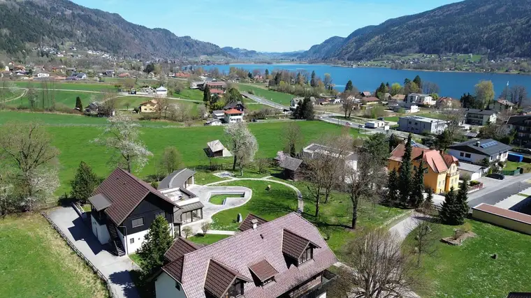 Exklusive Dachgeschosswohnung mit Seeblick &amp; Wellness – Bodensdorf am Ossiacher See