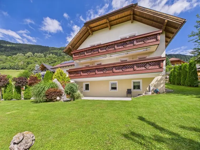 Exklusives Wohnhaus in Unternberg – stilvoll renoviert mit modernster Technik und großem Garten