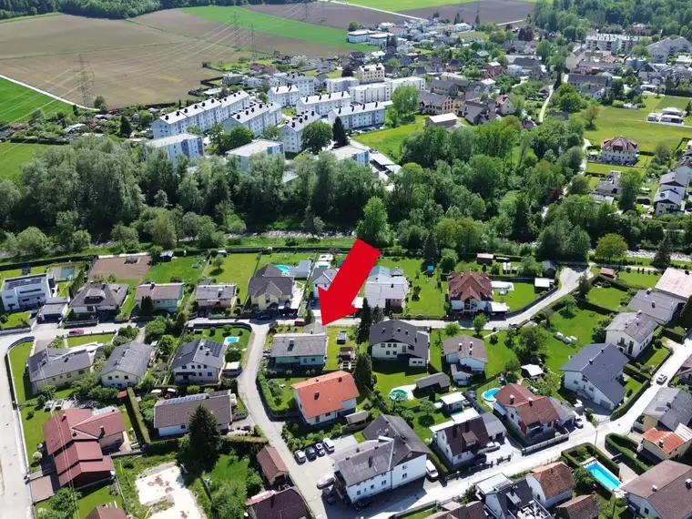 Charmanter Bungalow mit traumhaften Garten zum Wohnungspreis am Flussweg 4 in Reichersdorf