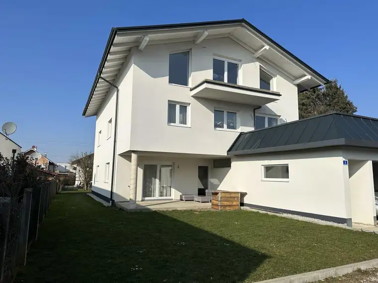 Gemütliche Neubau-Wohnung mit Garten, in Mattighofen, OÖ!