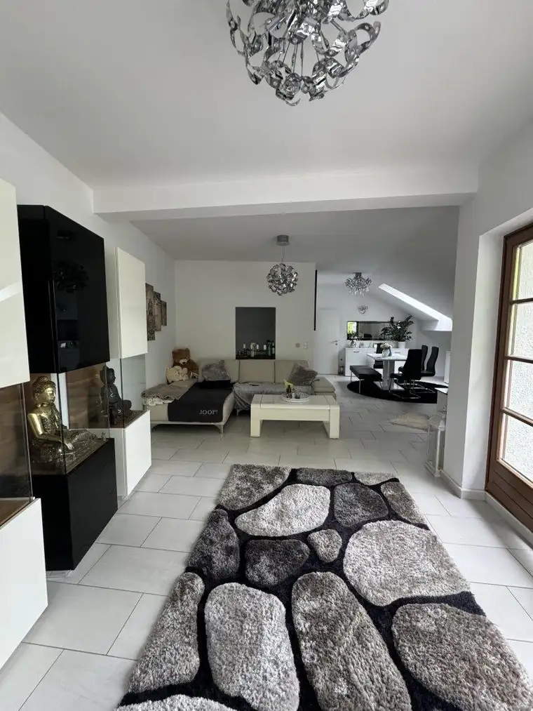 Traumhafte Terrassenwohnung und Seezugang in Mondsee - Luxusausstattung, Top Lage, €1.600/Monat