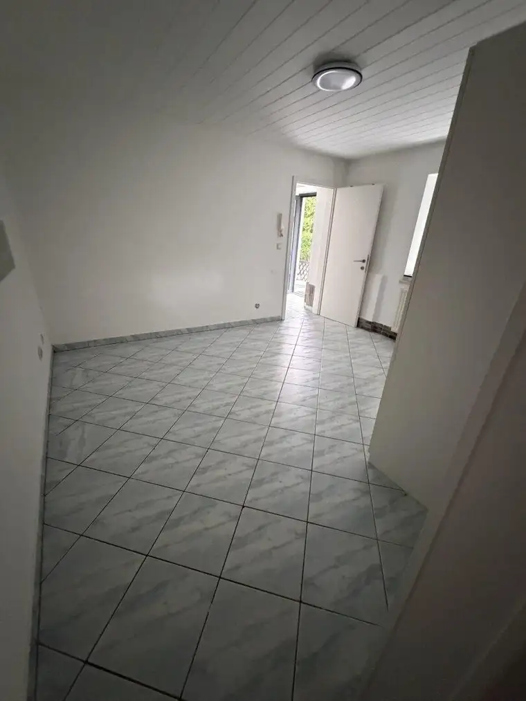 Mehrfamilienhaus mit Garten und vielseitigem Gestaltungspotenzial