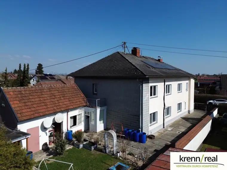 Für Großfamilien oder Anleger: Mehrfamilienhaus mit 3 Wohneinheiten in zentraler Lage!