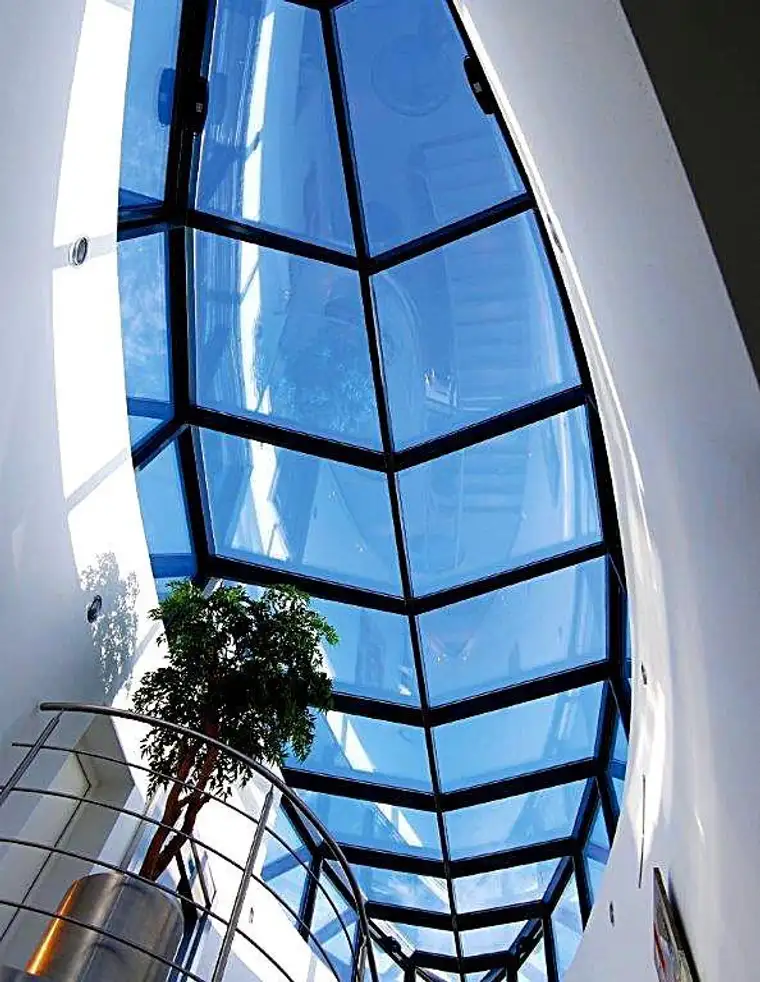 LUXUSVILLA MIT ALLEN BENEFITS * RUHIGE UND SONNIGE AUSSICHTSLAGE 