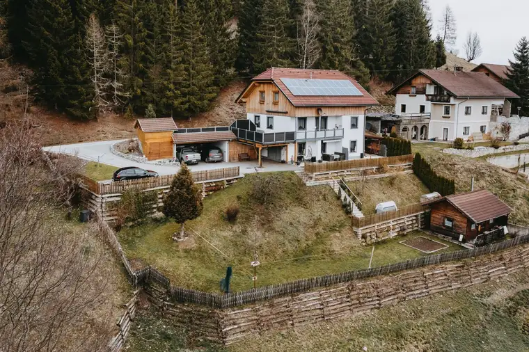 Großzügiges Wohnhaus für Familien in traumhafter Aussichtslage!