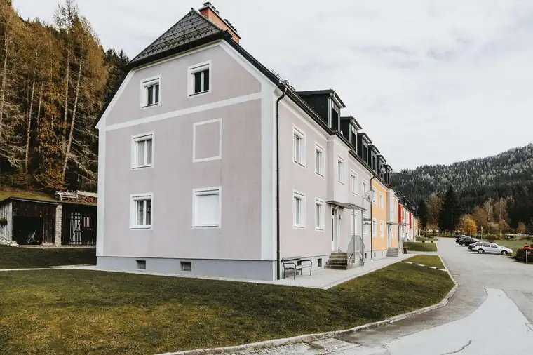 Zwischen Golfplatz und Skigebiet - Wohnung in St. Lambrecht