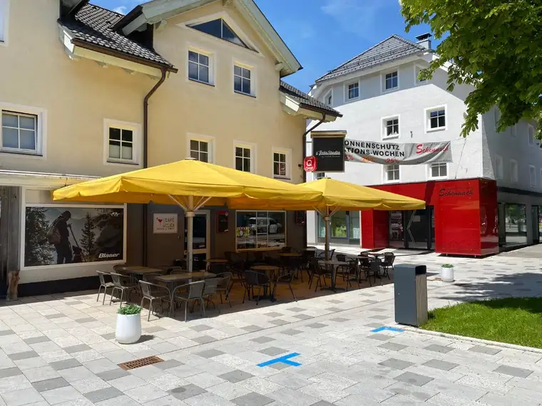 Tagescafe - Bar in bester Lage