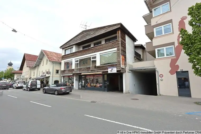 Geschäfts- und Wohnhaus mit Potential
