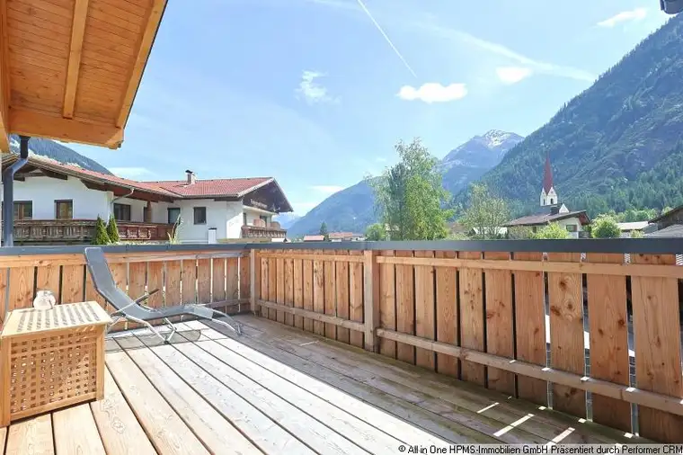 Naturverbundene aufgepasst! Neuwertiges Wohnhaus