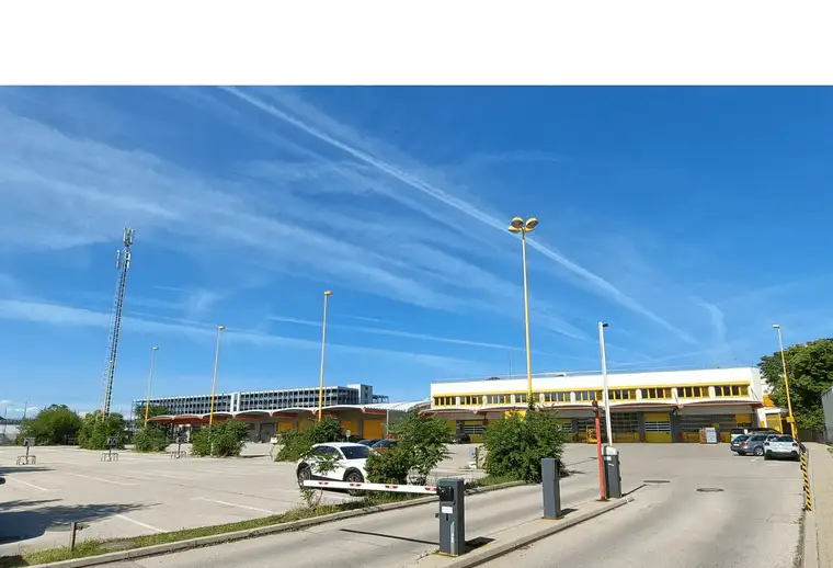 Helle Gewerbefläche im 1. OG - vielseitig nutzbar (Büro/Lager/Produktion)