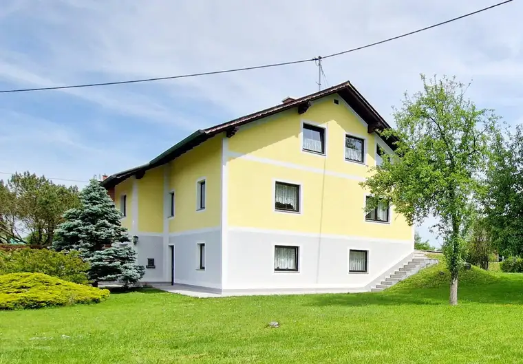 Gepflegtes Wohnhaus auf großem Grund mit Potential in Vorchdorf
