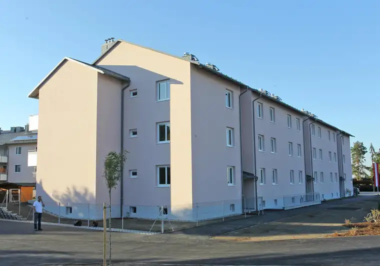Kathrin Redlingshofer, Allgemeine gemeinnützige Wohnungsgenossenschaft e.Gen.m.b.H.
