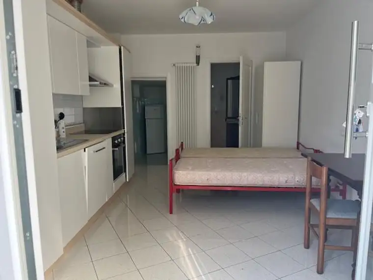 KLEINWOHNUNG MÖBLIERT IN ZENTRALER LAGE