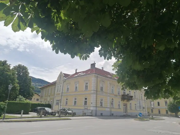 Gemütliche Dachgeschoßwohnung im Zentrum von Reichenau/Rax zu vermieten!