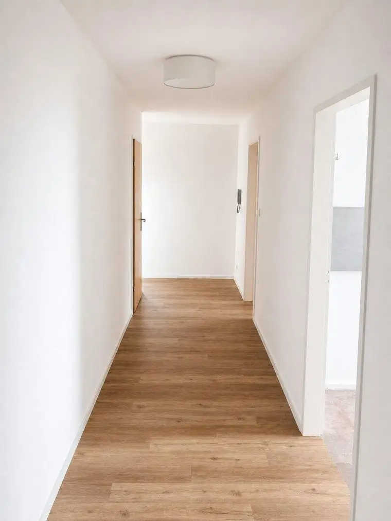 Ruhe trifft Wohnqualität – helle 100 m² Wohnung in Altendorf