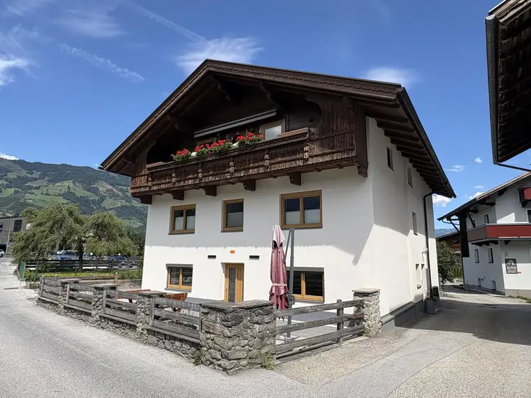 4 Zimmerwohnung - touristische Vermietung möglich