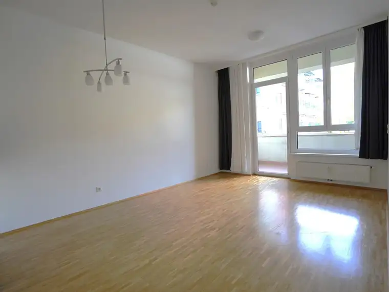 Mietwohnung im 3. OG im Bezirk Leonhard - mit neu saniertem Badezimmer