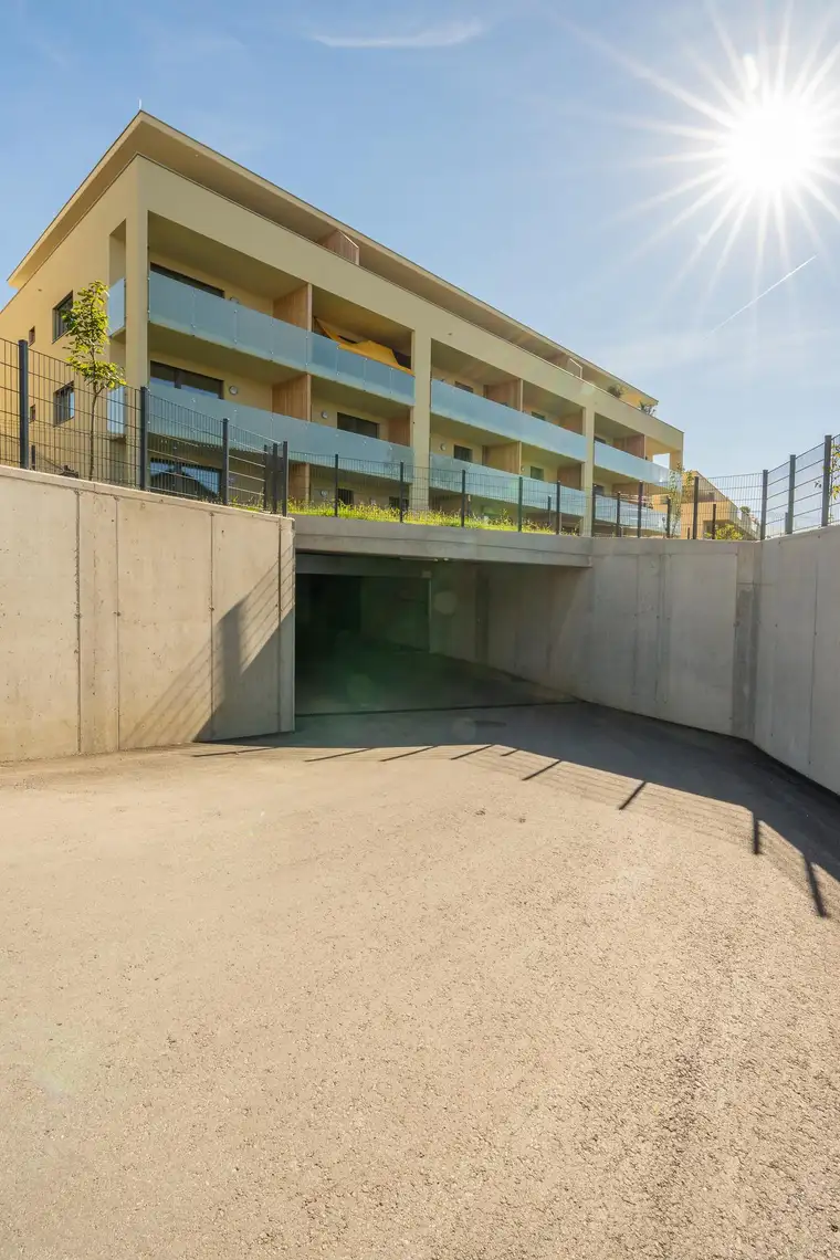 Tiefgaragenstellplatz zur Anmietung