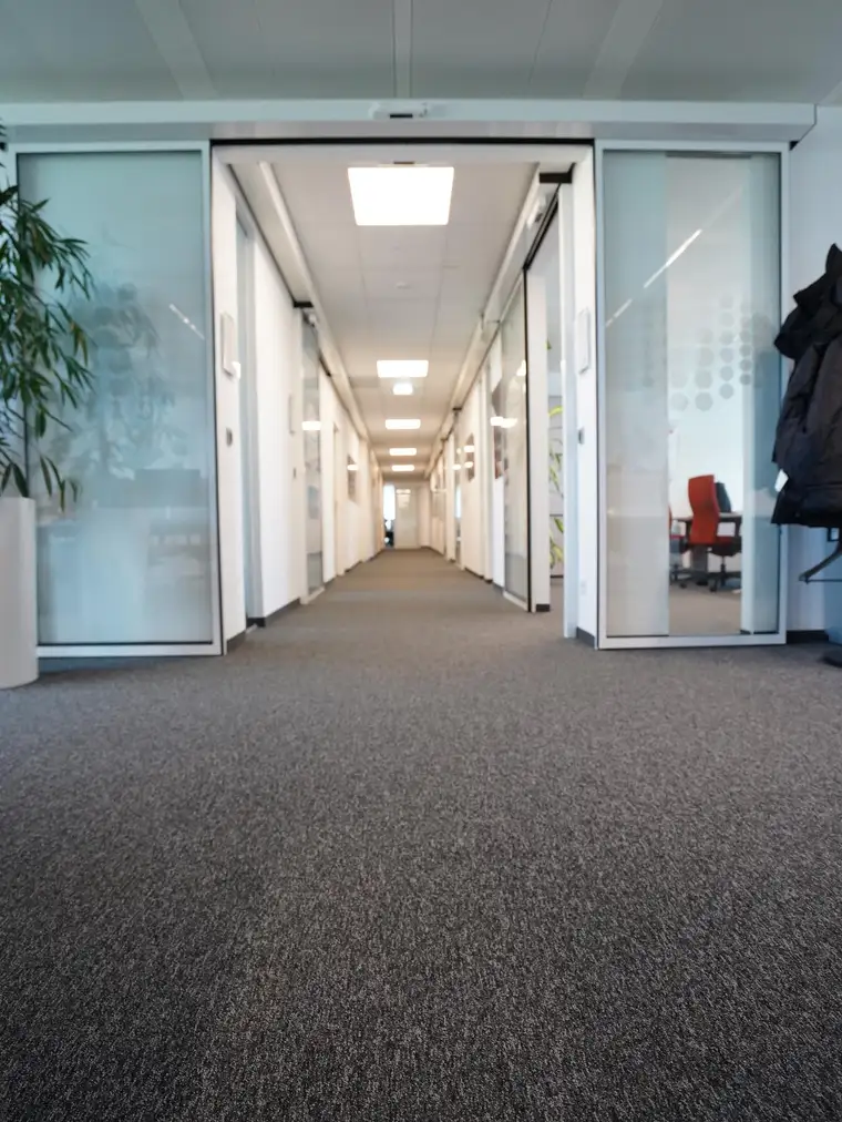 860 m² Büroflächen mit Schlossbergblick