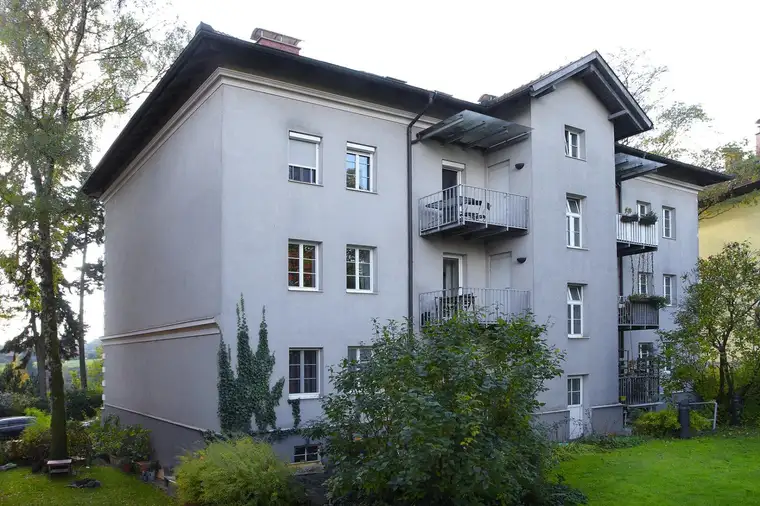 2 Zi Wohnung direkt am Römerberg mit Balkon