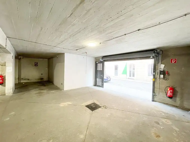 Garagenstellplatz in der Sonnenfelsgasse, 1010 Wien zu vermieten!