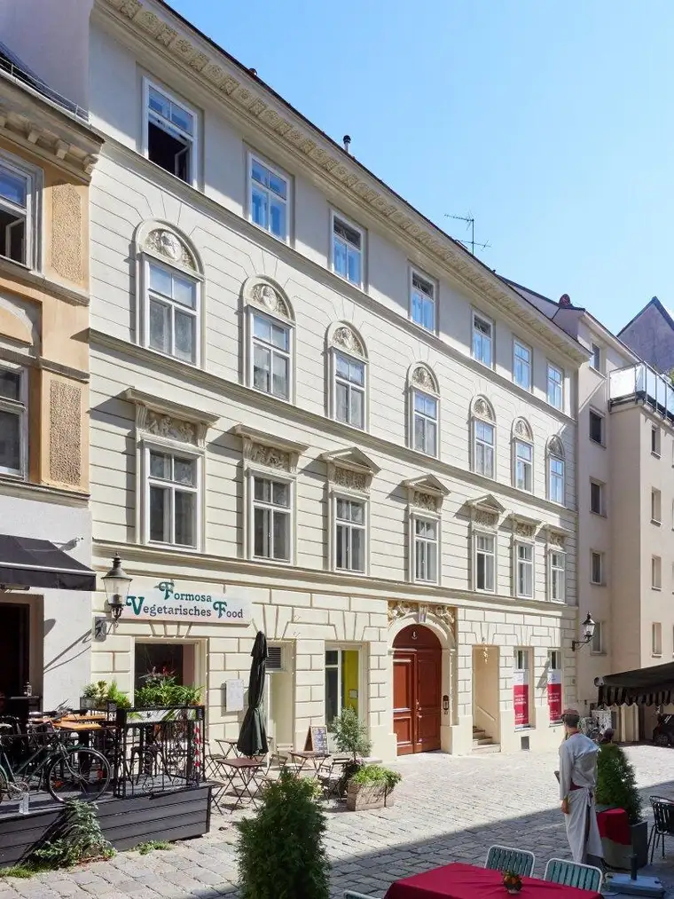 PROVISIONSFREI - Wohnen in 1060 Wien: 3 Zimmer, 90 m², U-Bahn-Nähe, saniert