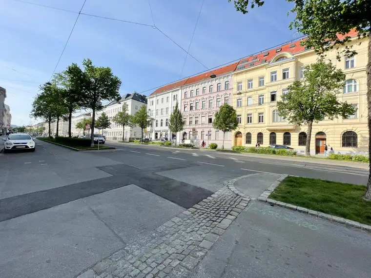 GARAGENSTELLPLÄTZE in 1170 Wien auf der Hernalser Hauptstraße zu vermieten