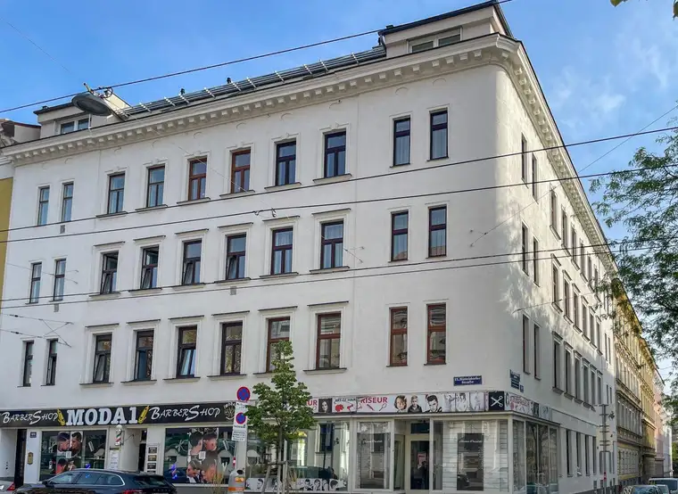Unbefristet vermietetes Geschäftslokal in revitalisiertem Zinshaus an der Hütteldorferstrasse zu verkaufen!