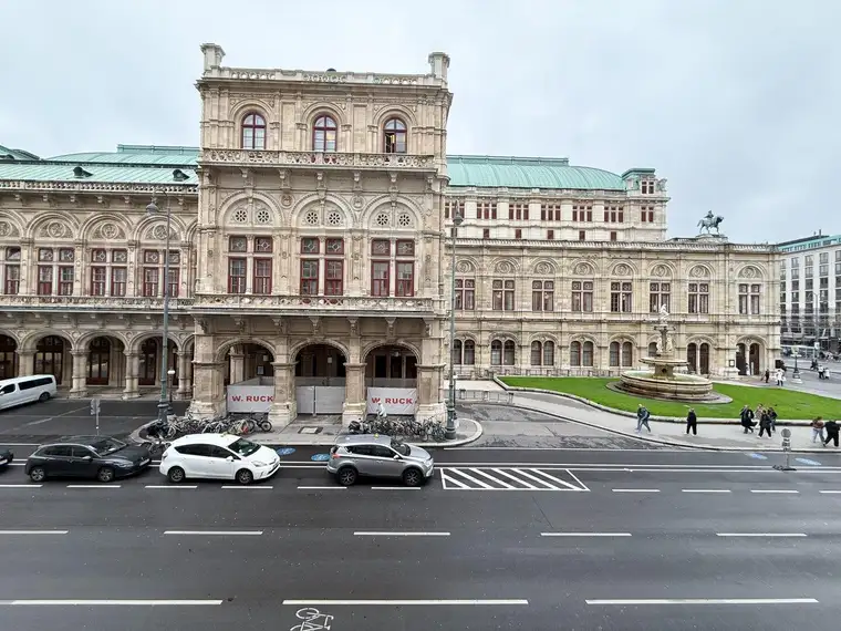 CO-WORKING SPACE! 1-Zimmer Büro mit Blick direkt auf die Oper zu vermieten