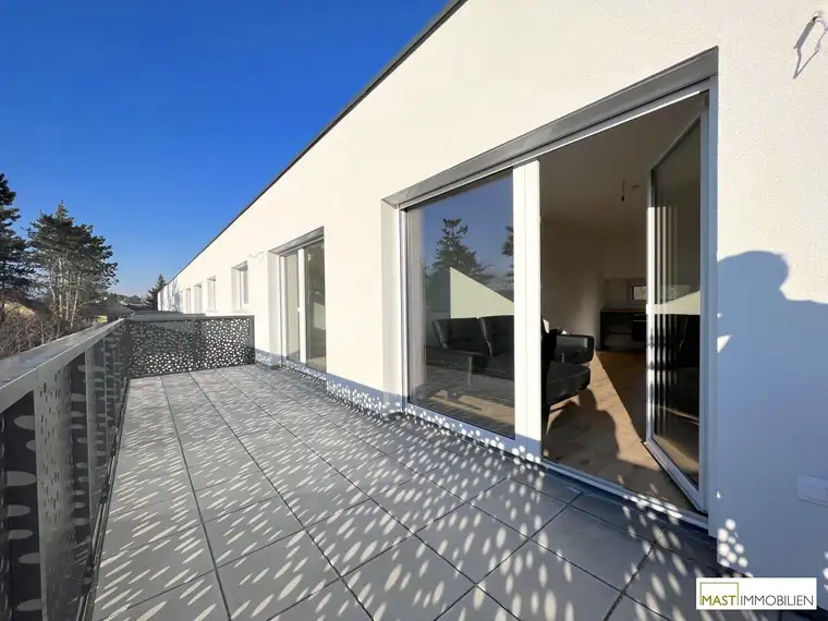 *ab August* 3-Zimmer Wohnung mit Balkon und Parkplatz in Strasshof