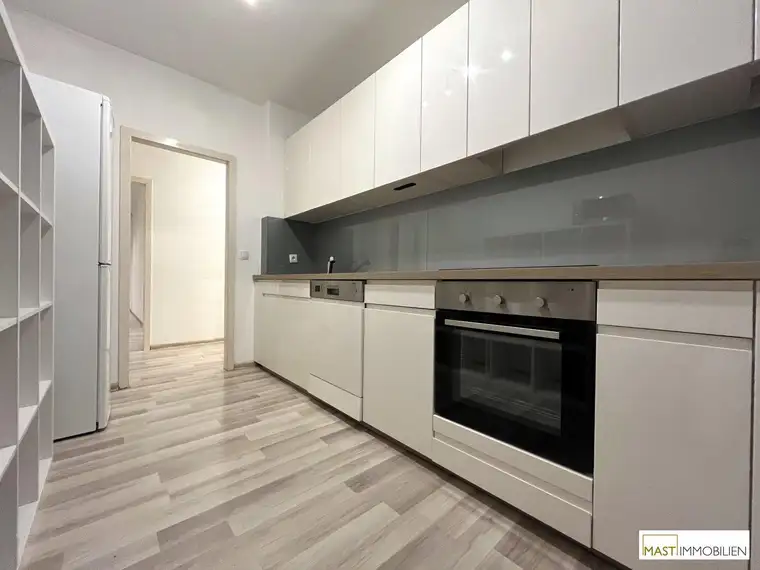Optimal aufgeteilte 3 - Zimmer WOHNUNG mit Balkon/Loggia inkl. Heizung/Warmwasser in Zistersdorf