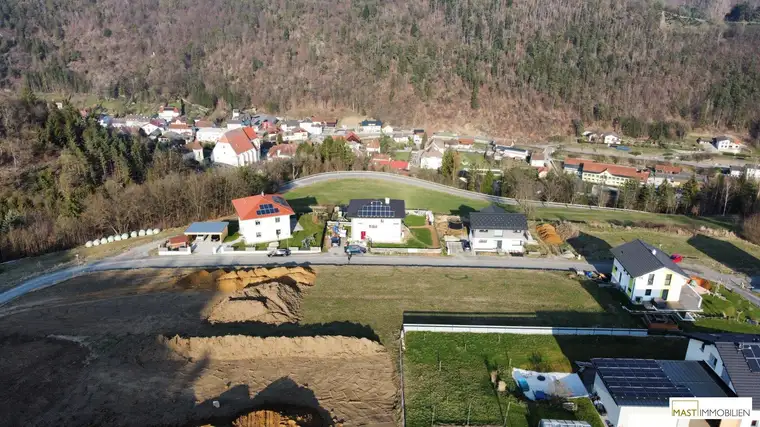 1.764 m² großes Grundstück für Ihr Neues Zuhause in Siedlungslage - Weiten Bezirk Melk