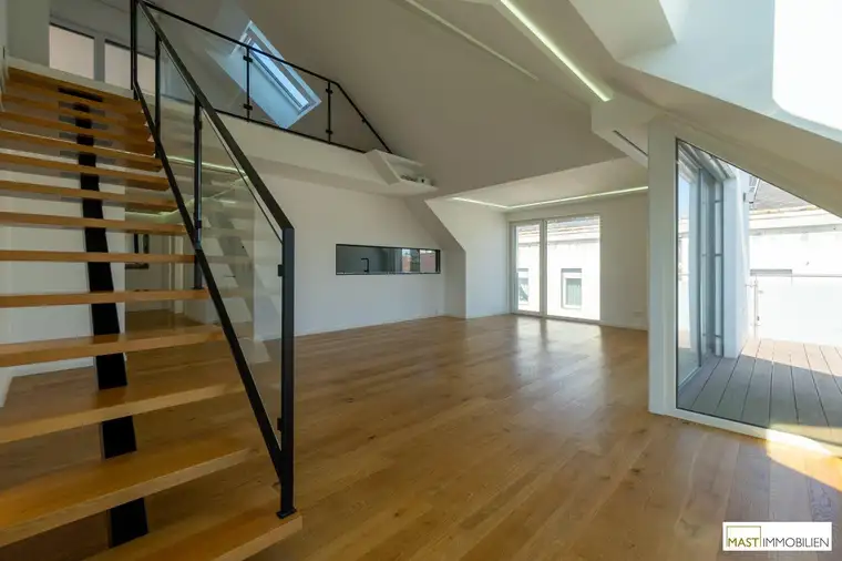 LUXUS - Blick über Stockerau? Dann hier klicken,... Exklusive Wohnung direkt in Stockerau / Private Dachterrasse mit ca. 55 m²